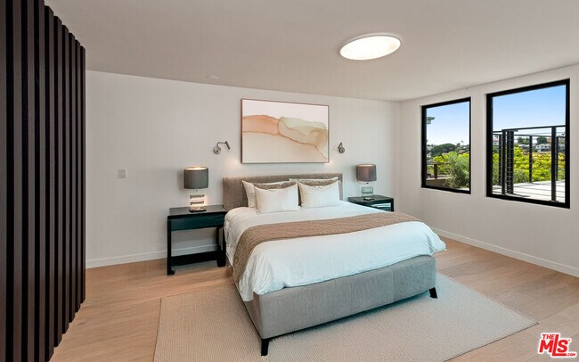 Photo - 8236 Zitola Terrace