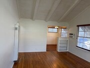 Photo - Kester Ave, 5069-5071 Unit 5071