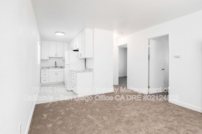 Photo - 1413 Felspar St