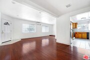 Photo - 7139 Hawthorn Ave Unit 3