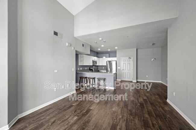 Photo - 1501 Front St Unit 633