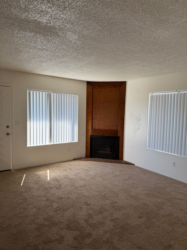 Photo - Newly Remodeled 3 Bedroom, 2 Bath Condo wi...