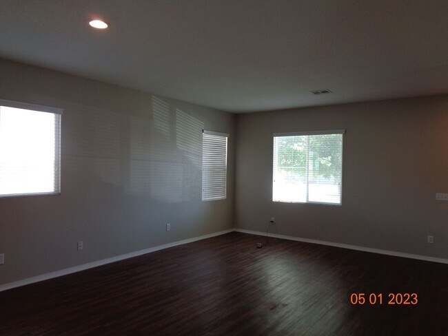 Photo - 2739 Garnet Ln