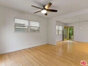 Photo - 906 Venezia Ave