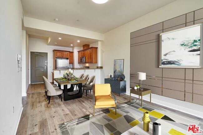 Building Photo - 345 S Gramercy Pl Unit 303 Rental