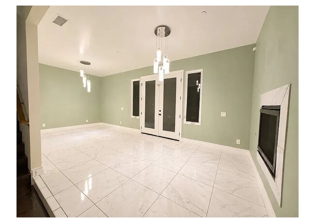 Photo - 19462 Harding Ln