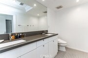 Photo - 5060 Somerset St House