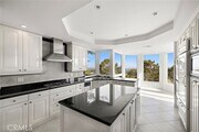 Photo - 31 St Tropez Condo