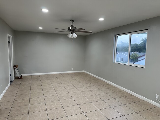 Building Photo - 4170 Redondo Beach Blvd Unit C