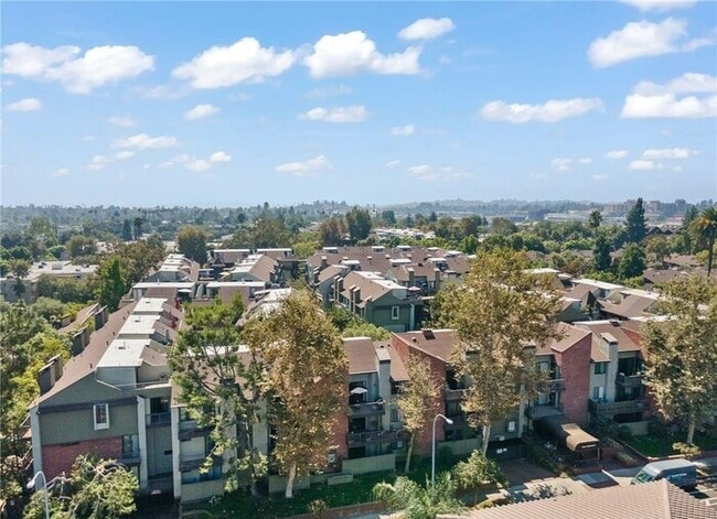 Building Photo - 330 Cordova St Unit 300