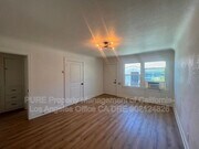 Photo - 627 W 23rd St House