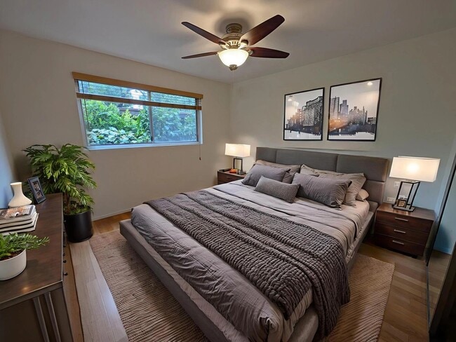 Photo - 1034 N Martel Ave Unit 5