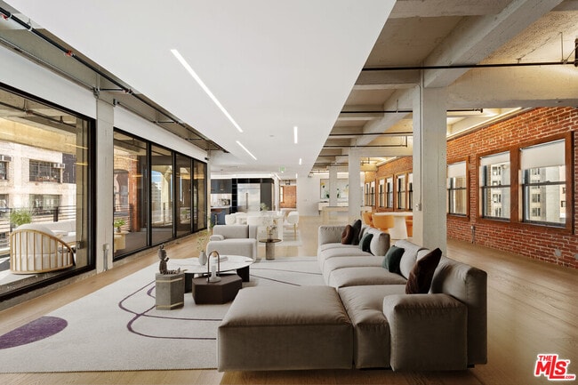 Photo - 808 S Broadway Unit 7th Floor