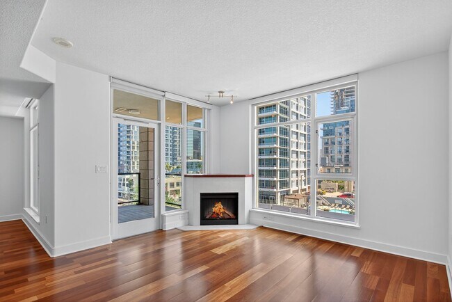 Building Photo - Spacious 1-Bedroom Condo in the Exquisite ...