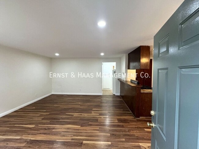 Photo - 1170 E South St Unit #02