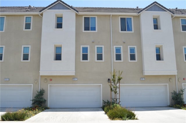 Photo - 513 Tamarind Way