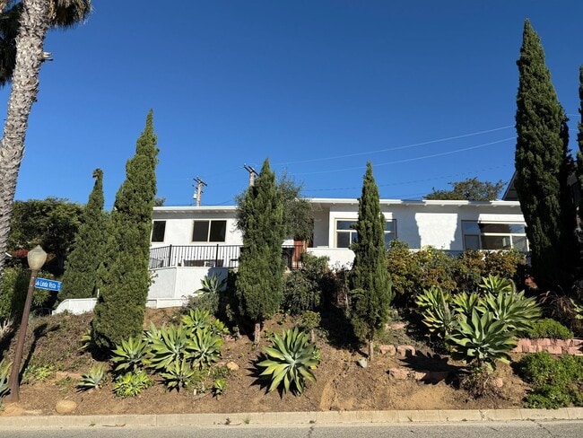 Photo - Ventura Hillside Beauty with 3 bedrooms, a...