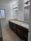 Photo - 5828 N Vista St Townhome