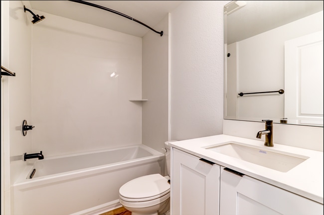 Photo - Girard Lofts