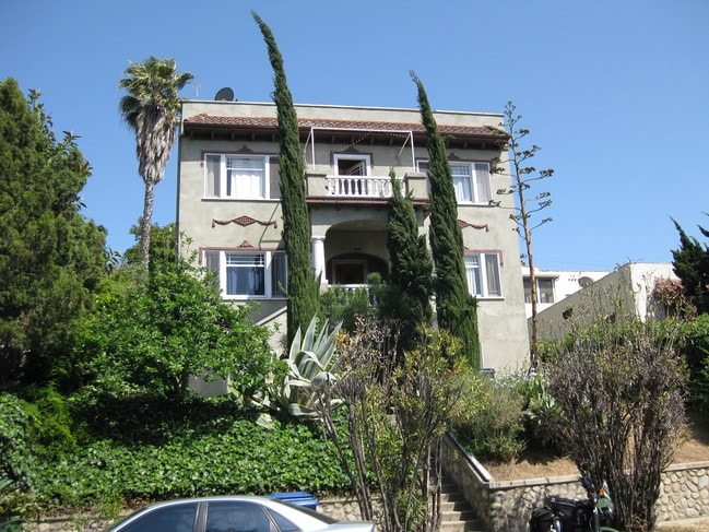Building Photo - 732 Parkman Ave Unit #732
