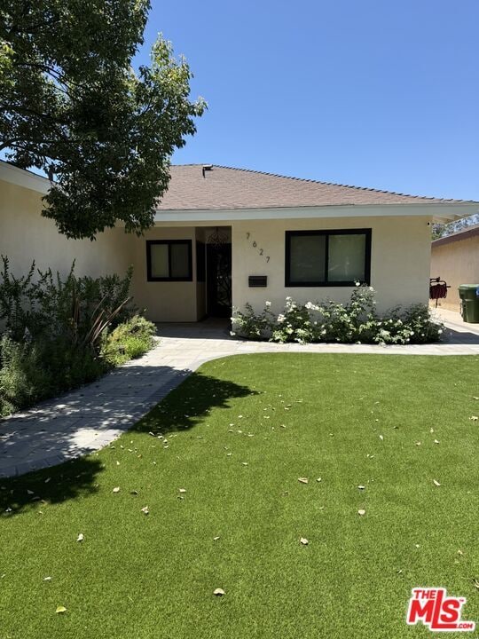 Photo - 7627 Encino Ave House