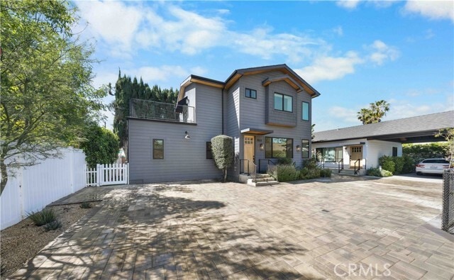 Building Photo - 7503 Hesperia Ave