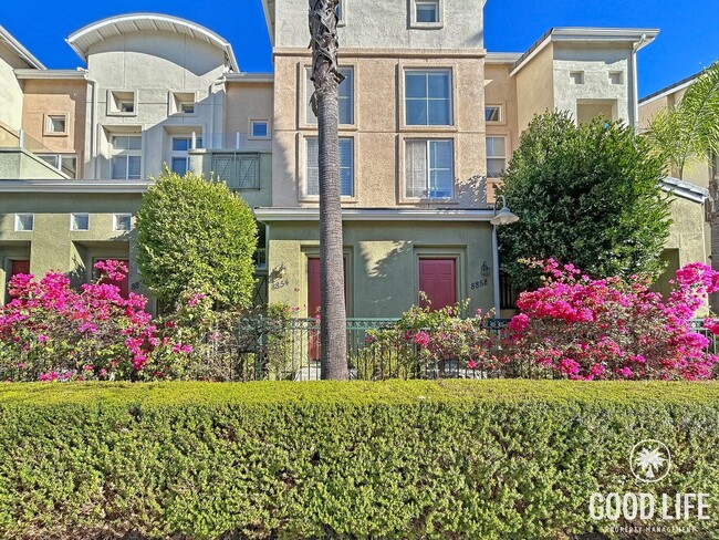 Photo - Beautiful 3BD/3BA W/ A/C, Attached Garage, and Community Pool in Kearny Mesa!