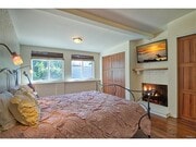 Photo - 187 N Shattuck Pl House