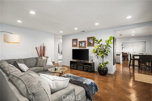Photo - 19301 Maynard Way