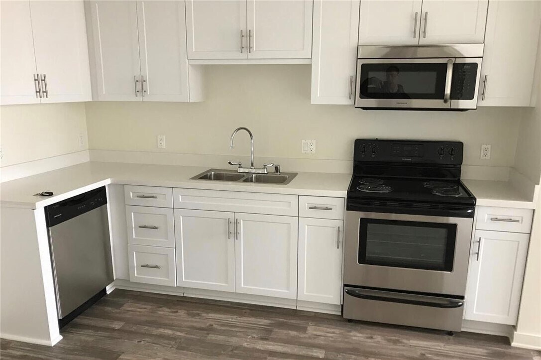 Photo - 12655 Bluff Creek Dr Condo Unit 408