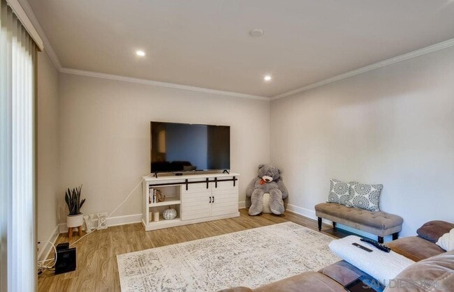 Photo - 8520 Via Mallorca Unit F