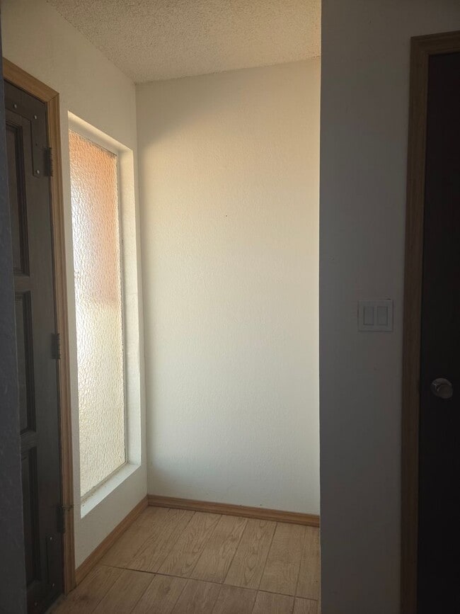Photo - 72565 Granite Ave