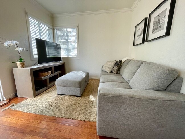 Photo - Mission Bay-Furnished 1 Bed/1 Bath Unit 838