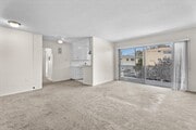 Photo - 934 6th St Apartments