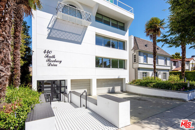 Photo - 440 S Roxbury Dr Condo Unit 102
