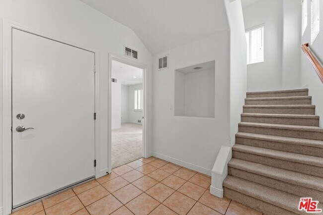 Photo - 5738 S Celedon Creek