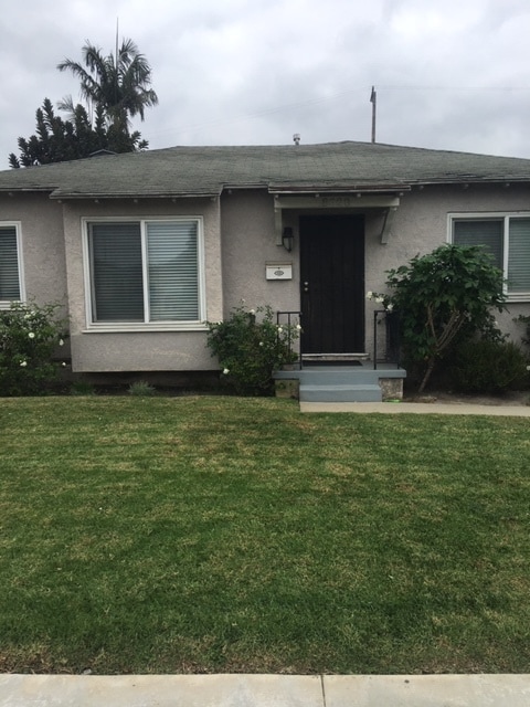 Building Photo - 8928 Ramsgate Ave Unit 8928 12