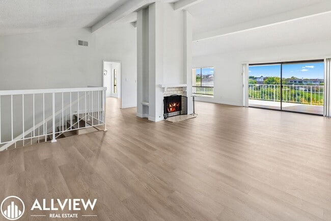Recently Renovated Two-Story Home in Jasmi... - Recently Renovated Two-Story Home in Jasmi...