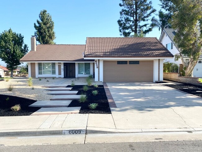 Photo - Amazing Pet friendly Anaheim home!