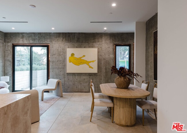 Photo - 2855 S Sycamore Ave