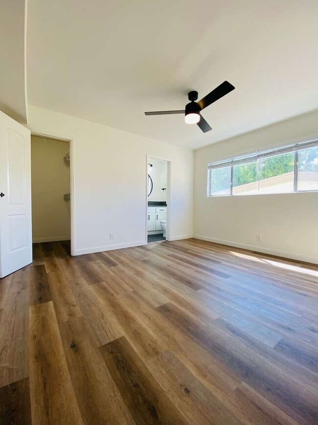 Photo - 212 S Arnaz Dr