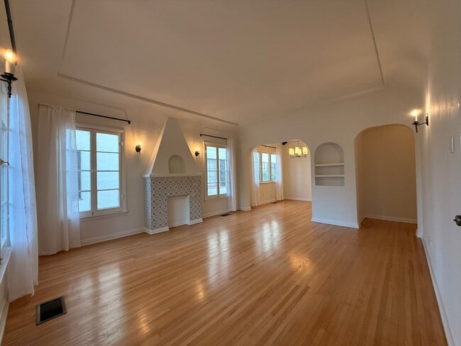 Living Room - 1439 S Holt Ave Unit 1439