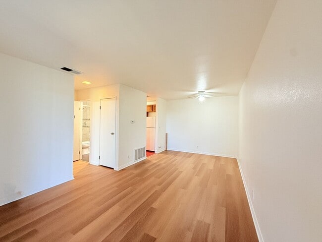 Photo - 2857 N Los Felices Rd Unit #116