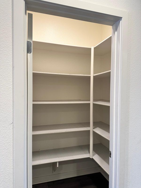 Photo - 140 Farmhouse Dr