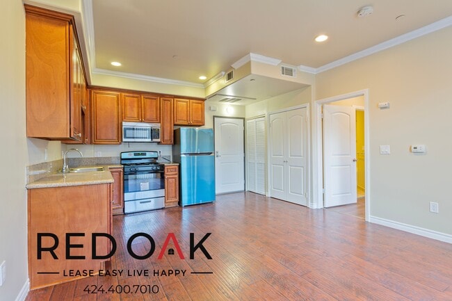 Building Photo - 8747 Sepulveda Blvd