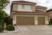Photo - 6655 Hollycrest Ct House