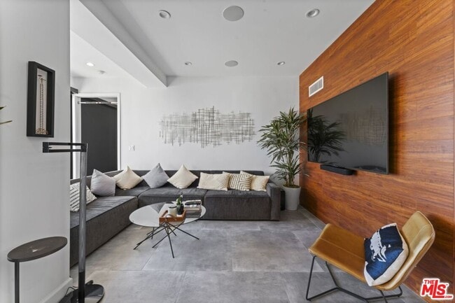 Photo - 10501 Wilshire Blvd Unit 1905