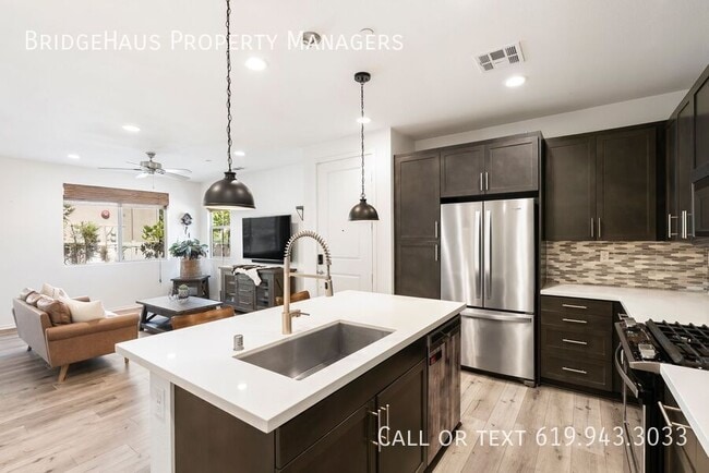 Building Photo - 1212 Via Lucero Rental