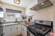 Photo - 320 E Tiger Lily Dr House