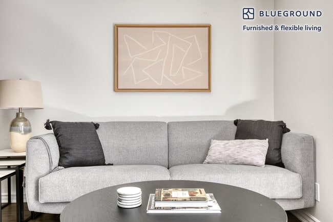 Photo - 10977 Bluffside Dr Unit FL1-ID922